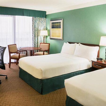 Holiday Inn Toronto - Yorkdale Eksteriør bilde