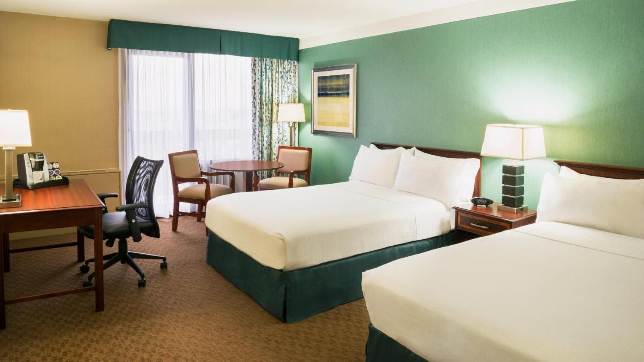Holiday Inn Toronto - Yorkdale Eksteriør bilde