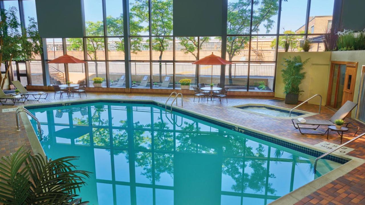 Holiday Inn Toronto - Yorkdale Eksteriør bilde